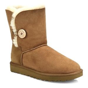 UGG Classic Bailey Short Boots